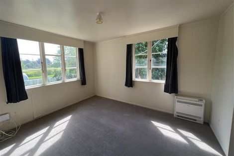 Photo of property in 1 Te Whena Street, Otaki Beach, Otaki, 5512