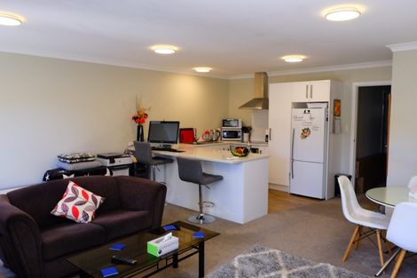Photo of property in 19u4 Collins Avenue, Tawa, Wellington, 5028