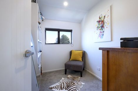 Photo of property in 18c Edgware Road, West Harbour, Auckland, 0618