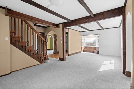 Photo of property in 16 Knighton Road, Hillcrest, Hamilton, 3216