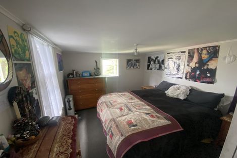 Photo of property in 95 Kelburn Parade, Kelburn, Wellington, 6012