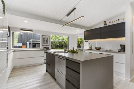 Photo of property in 106 Patuwai Drive, Whangamata, 3620