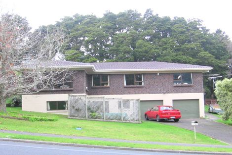 Photo of property in 15 Eugenia Rise, Totara Heights, Auckland, 2105