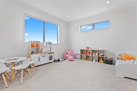 Photo of property in 100 Matairangi Avenue, Totara Heights, Auckland, 2105