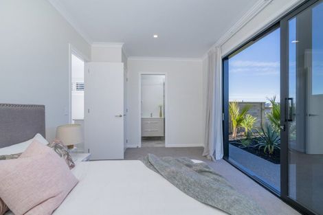 Photo of property in 28 Ngaroma Crescent, Whitianga, 3510