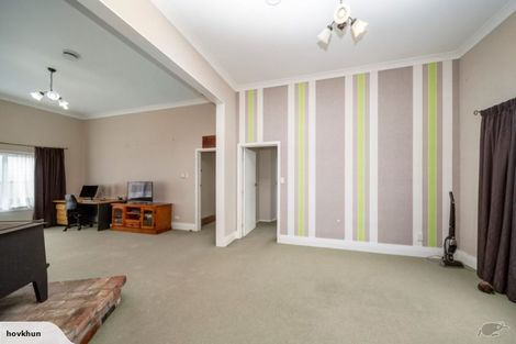 Photo of property in 105 Victoria Street, Hawera, 4610