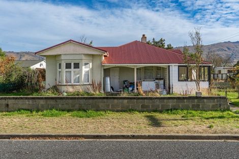 Photo of property in 11 West Street, Middlemarch, 9597