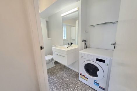 Photo of property in Bydder Apartments, 272 The Terrace, Te Aro, Wellington, 6011