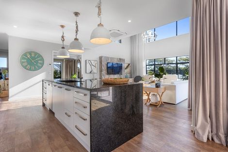Photo of property in 128 Bibiana Street, Aidanfield, Christchurch, 8025