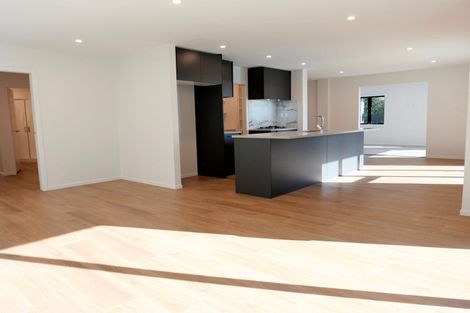 Photo of property in 174 Winara Avenue, Waikanae, 5036