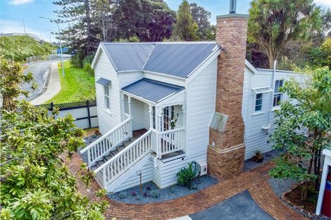 Photo of property in 50 Rahui Road, Otaki, 5512