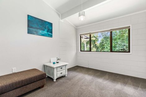 Photo of property in 120 Racecourse Road, Waiuku, 2123