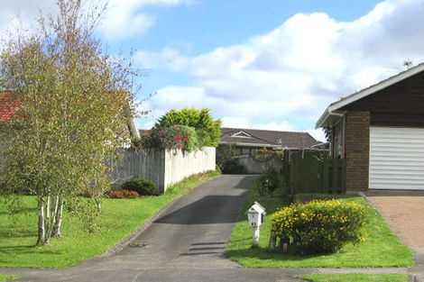 Photo of property in 1/43 Nicholas Road, Somerville, Auckland, 2014