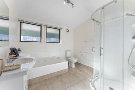 Photo of property in 3 Smart Terrace, Saint Johns Hill, Whanganui, 4500