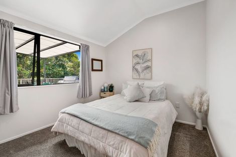 Photo of property in 28 Gilshennan Valley, Red Beach, 0932
