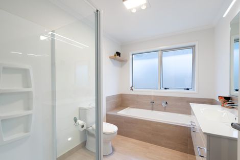 Photo of property in 16 Ella Anne Crescent, Warkworth, 0910