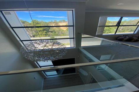 Photo of property in 30 Godfrey Drive, Orewa, 0931