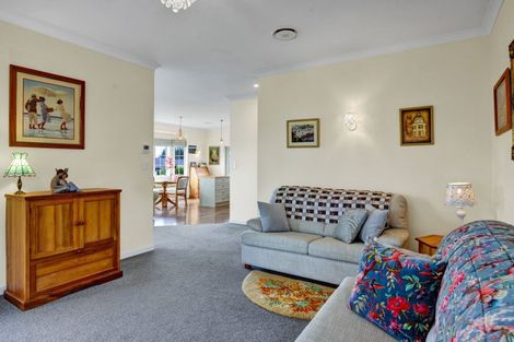 Photo of property in 7 Biron Place, Stratford, 4332