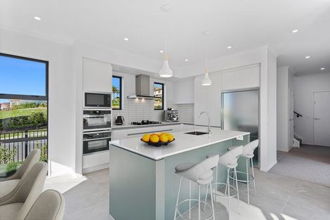 Photo of property in 26 Symes Drive, Red Beach, 0932