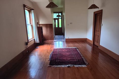 Photo of property in 90 Glenmore Street, Northland, Wellington, 6012