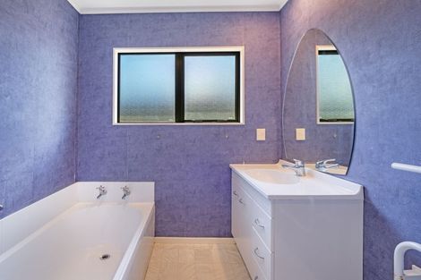 Photo of property in 75 Parnell Heights, Kelvin Grove, Palmerston North, 4414