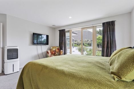 Photo of property in 7 Ambrose Place, Rangiora, 7400