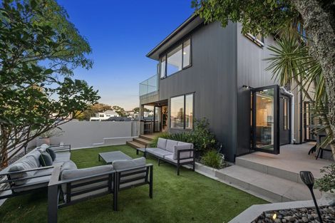 Photo of property in 1/5 Rarere Road, Hauraki, Auckland, 0622