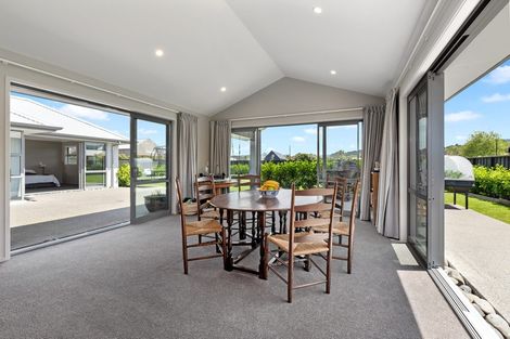 Photo of property in 6 Shearwater Lane, Point Wells, 0986