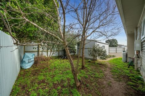 Photo of property in 30a Holland Street, Pukekohe, 2120