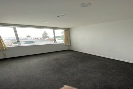Photo of property in 12 Maunganui Road, Mount Maunganui, 3116