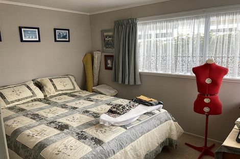 Photo of property in 5 Hamlet Street, Stratford, 4332