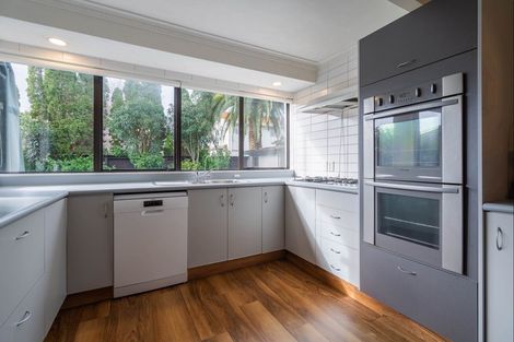 Photo of property in 57 Kapanui Road, Waikanae, 5036