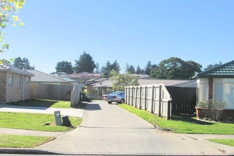 Photo of property in 50 Castlefinn Drive, Weymouth, Auckland, 2103