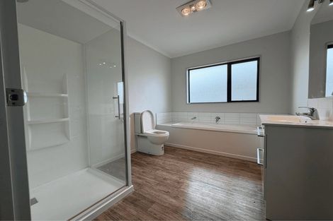 Photo of property in 21 Story Street, Foxton Beach, Foxton, 4815