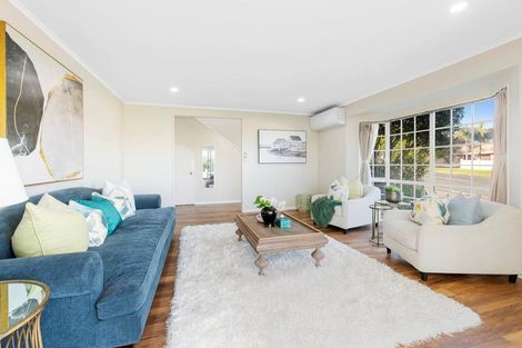 Photo of property in 13 Oakridge Way, Northpark, Auckland, 2013