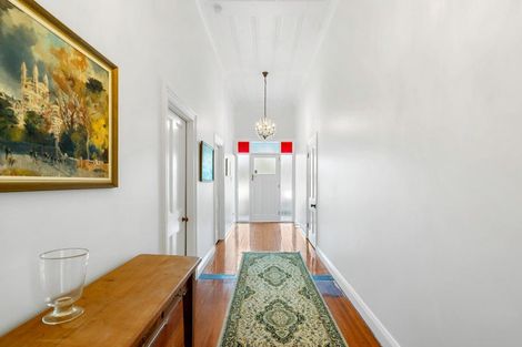 Photo of property in 59 Nelson Crescent, Napier South, Napier, 4110