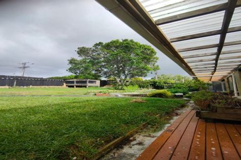 Photo of property in 165 Don Buck Road, Massey, Auckland, 0614