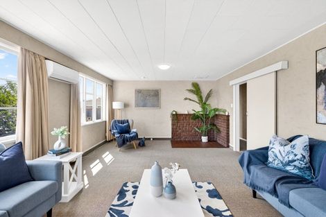 Photo of property in 4 Russell Road, Marewa, Napier, 4110