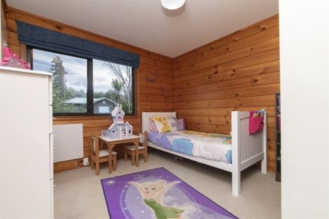 Photo of property in 1/8 Fitzwilliam Drive, Torbay, Auckland, 0630