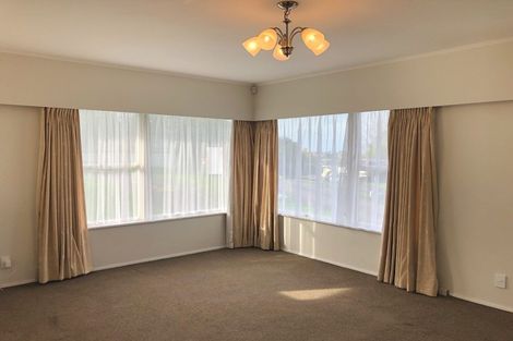 Photo of property in 1/78 Glamorgan Drive, Torbay, Auckland, 0630