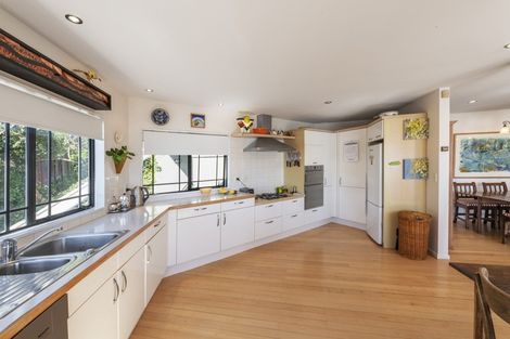 Photo of property in 79u2 Grafton Road, Roseneath, Wellington, 6011
