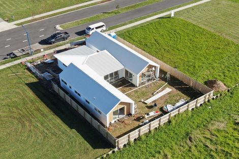 Photo of property in 162 Kupe Drive, Whitianga, 3510