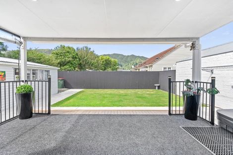 Photo of property in 186 Naenae Road, Naenae, Lower Hutt, 5011