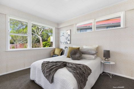 Photo of property in 6 Trebann Street, Paparangi, Wellington, 6037