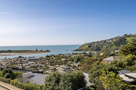 Photo of property in 19 Challenger Lane, Redcliffs, Christchurch, 8081