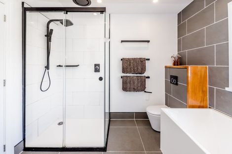 Photo of property in 12 Gray Avenue, Paraparaumu Beach, Paraparaumu, 5032