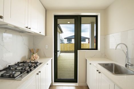 Photo of property in 13 Matiki Road, Flat Bush, Auckland, 2019