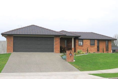 Photo of property in 2 Holford Place, Huntington, Hamilton, 3210