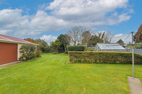 Photo of property in 28 Ormond Street, Woodville, 4920