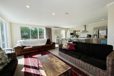 Photo of property in 40c Waiake Street, Torbay, Auckland, 0630